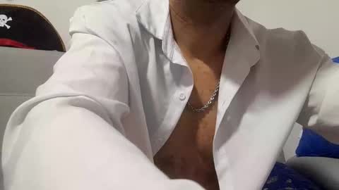 latinmartin254 online show from November 2, 4:12 am