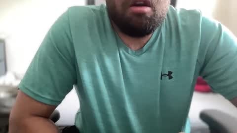 call me papi -- follow my twitter latinoc30 online show from December 23, 6:58 pm