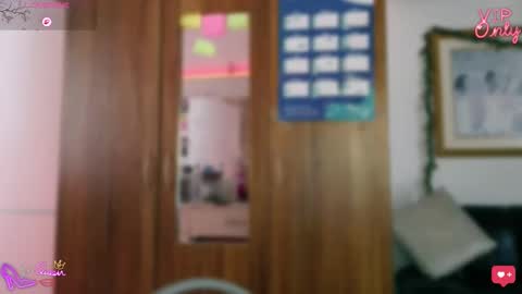 laujgray online show from March 30, 6:08 pm