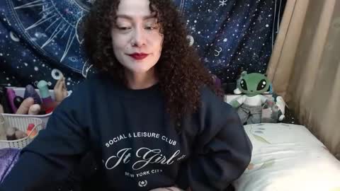 Snapshot of laura_anal_ chatting on February 11, 11:33 pm Wen online show from February 11, 11:33 pm