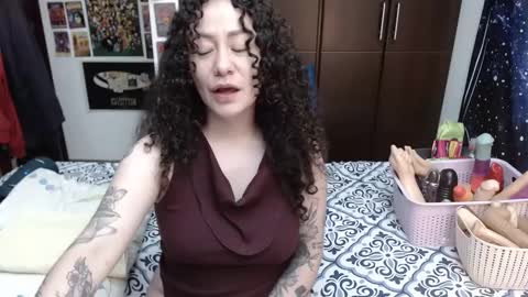Snapshot of laura_anal_ chatting on September 22, 8:46 pm Wen online show from September 22, 8:46 pm