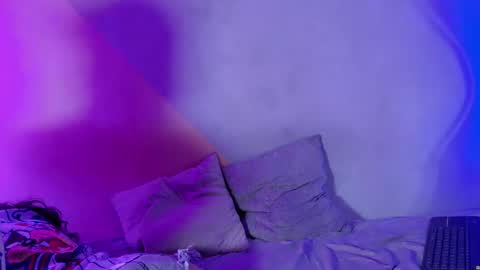 laura_and_kevin online show from September 18, 3:05 pm