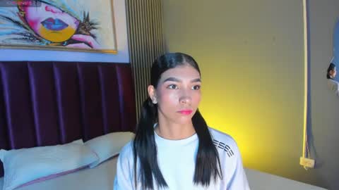 Laura online show from July 11, 12:08 pm