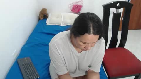 laura_foxx2379 online show from November 29, 4:20 am