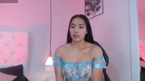 Snapshot of laura_golden1 chatting on October 23, 12:17 pm lLAURA online show from October 23, 12:17 pm