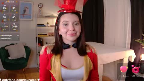 Laura Lee. online show from October 26, 1:17 am