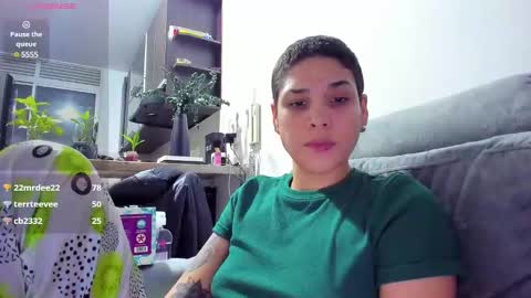 Snapshot of laura_r23 chatting on February 16, 9:59 am Laura Rose online show from February 16, 9:59 am