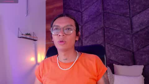 Snapshot of lauraagomezz__ chatting on September 25, 9:00 pm lauraagomezz__ online show from September 25, 9:00 pm