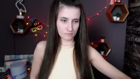 Snapshot of lauradre_ chatting on February 28, 9:47 am Laura online show from February 28, 9:47 am