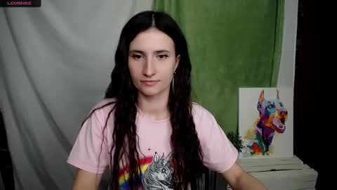 Snapshot of lauradre_ chatting on March 2, 8:27 am Laura online show from March 2, 8:27 am