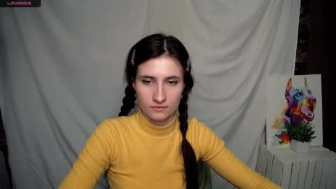 Snapshot of lauradre_ chatting on February 25, 12:05 pm Laura online show from February 25, 12:05 pm