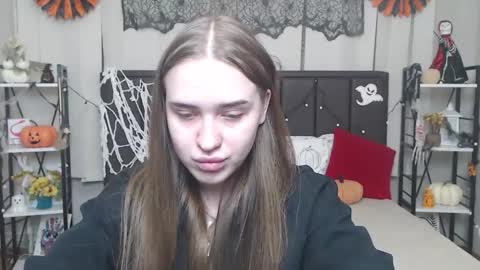 LauraHlot online show from October 23, 5:36 pm