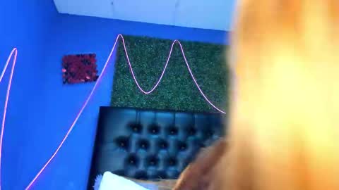 Snapshot of laurahot_699 chatting on September 13, 4:53 pm laurahot_699 online show from September 13, 4:53 pm
