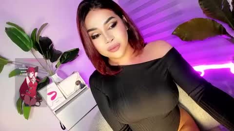 Your sweet Laura online show from March 12, 5:02 am