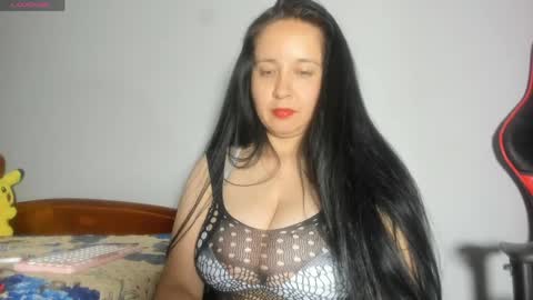 laureen777 online show from April 6, 4:46 am