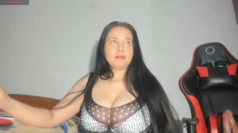 laureen777 online show from April 3, 4:08 am