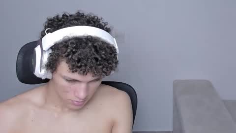 Laureent online show from September 17, 9:18 pm