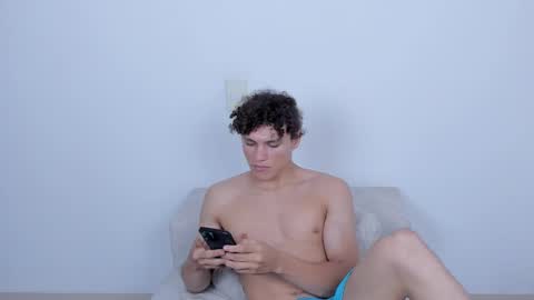 Laureent online show from March 2, 10:03 am