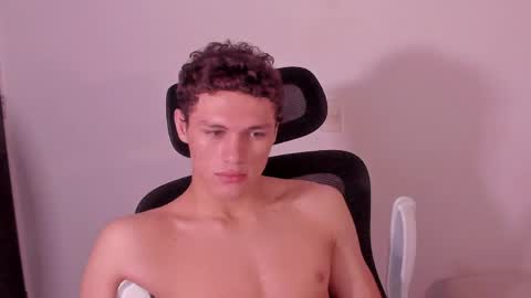 Laureent online show from March 25, 7:26 am