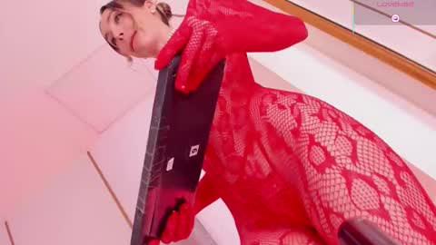    online show from November 28, 11:34 pm