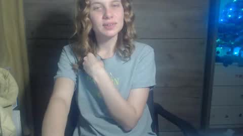 Snapshot of laurenmy chatting on January 6, 11:09 pm laurenmy online show from January 6, 11:09 pm