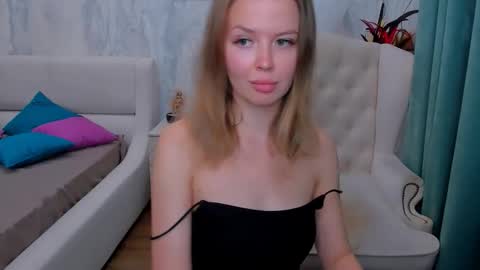 Snapshot of laurennhill chatting on September 25, 12:28 am laurennhill online show from September 25, 12:28 am
