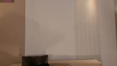 Laurent Rosse  online show from February 25, 8:01 pm