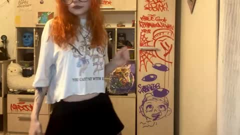Eva online show from May 24, 9:43 pm