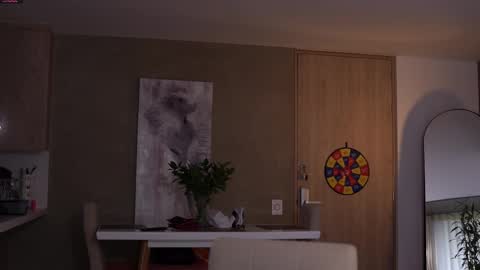Snapshot of laurita_4 chatting on October 5, 8:49 pm laurita_4 online show from October 5, 8:49 pm