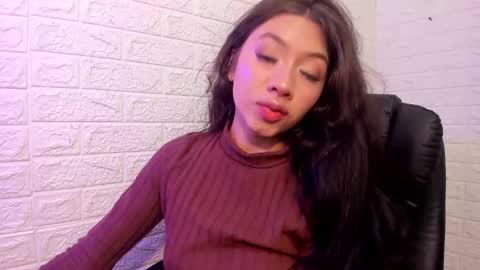 Laury and Narem online show from February 11, 5:55 am