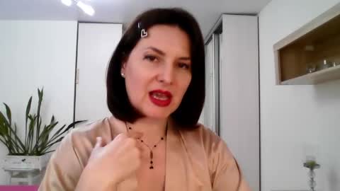 Diana  online show from April 6, 2:51 pm