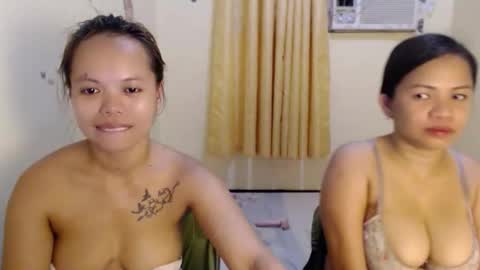 lavvenderr online show from March 5, 8:23 am