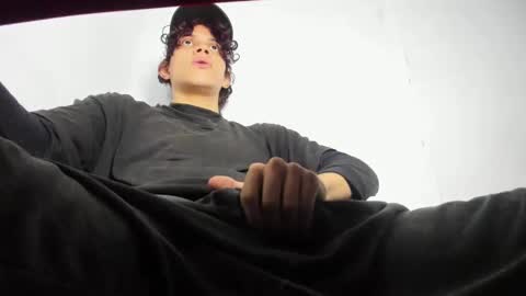 ZAmbrano online show from October 27, 5:07 am