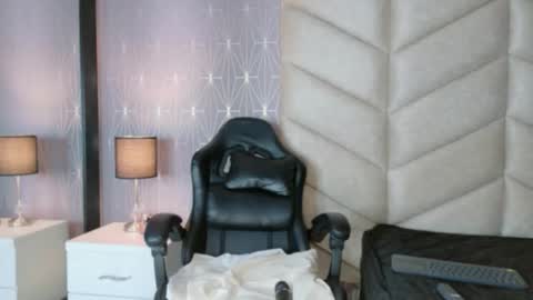 laya online show from January 14, 4:31 am