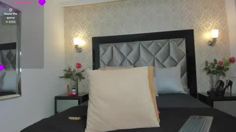 Layla Mackenzie  online show from January 14, 3:47 am