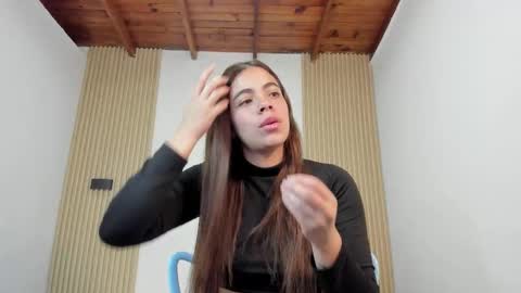 LaylaEmber online show from February 8, 11:57 am