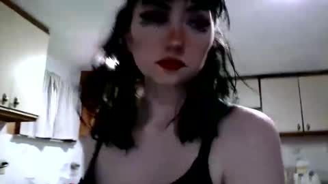 Layla Kills online show from February 25, 4:03 am