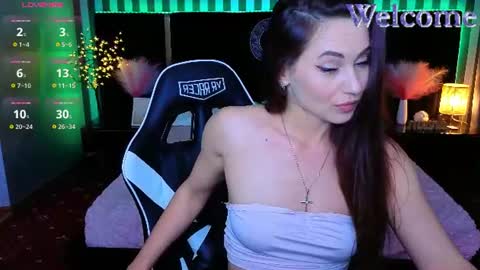 laylla_starr online show from June 9, 1:11 pm