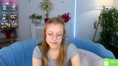 layriantavee online show from February 25, 1:32 pm