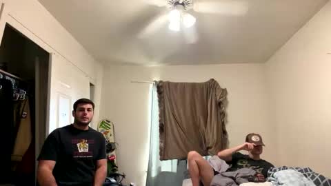 leaderzac online show from April 5, 11:57 pm