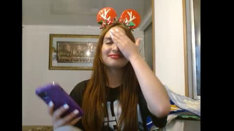 leah_moon11 online show from December 21, 3:46 am