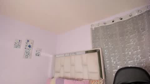 Leah  online show from March 17, 1:54 am