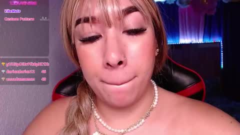 leah online show from December 15, 10:07 am