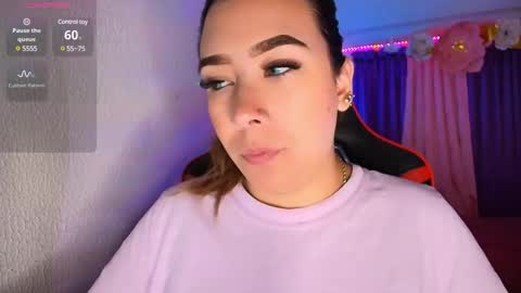 leah online show from February 16, 9:37 am