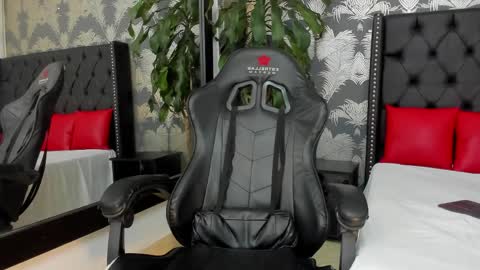 Lean online show from April 8, 4:21 pm