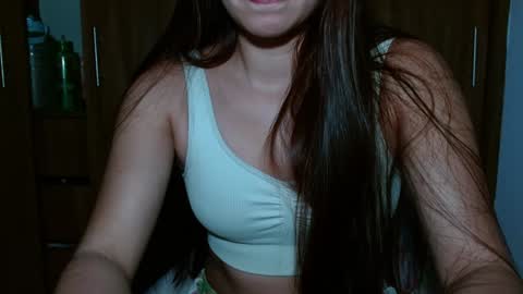 Snapshot of leanaalhub chatting on February 2, 4:15 am leanaalhub online show from February 2, 4:15 am