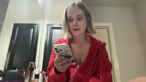 leanneluxecouple online show from November 20, 11:31 am