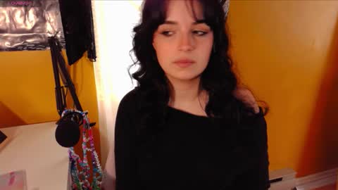 Lea Ray Pie online show from February 25, 5:38 pm