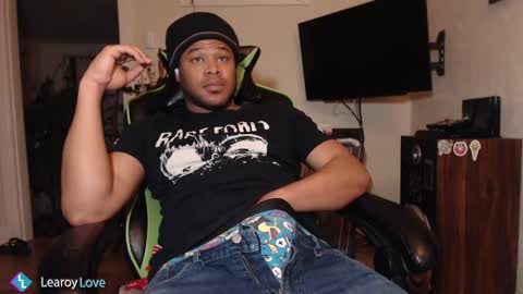 Learoy online show from February 19, 4:01 am