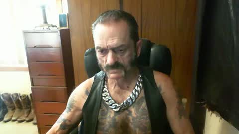 leathergreaser online show from February 16, 7:26 am